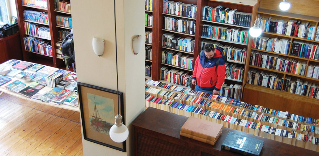 Παλαιοβιβλιοπωλείο των Αστέγων: Ο Λεωνίδας Κουρσούμης σε έναν απολογισμό
