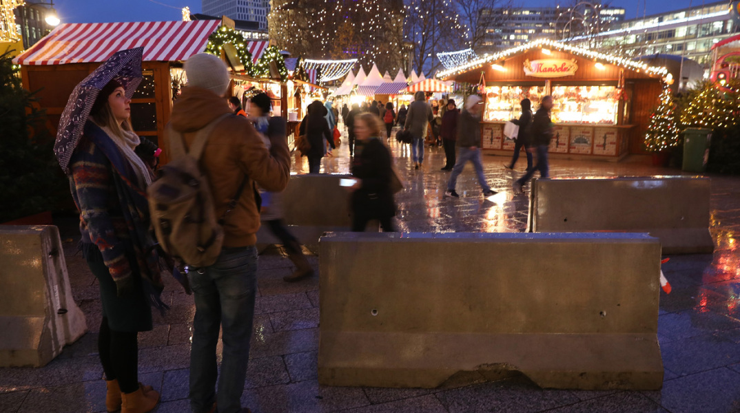 Γερμανία: «Αστακοί» οι χριστουγεννιάτικες αγορές 