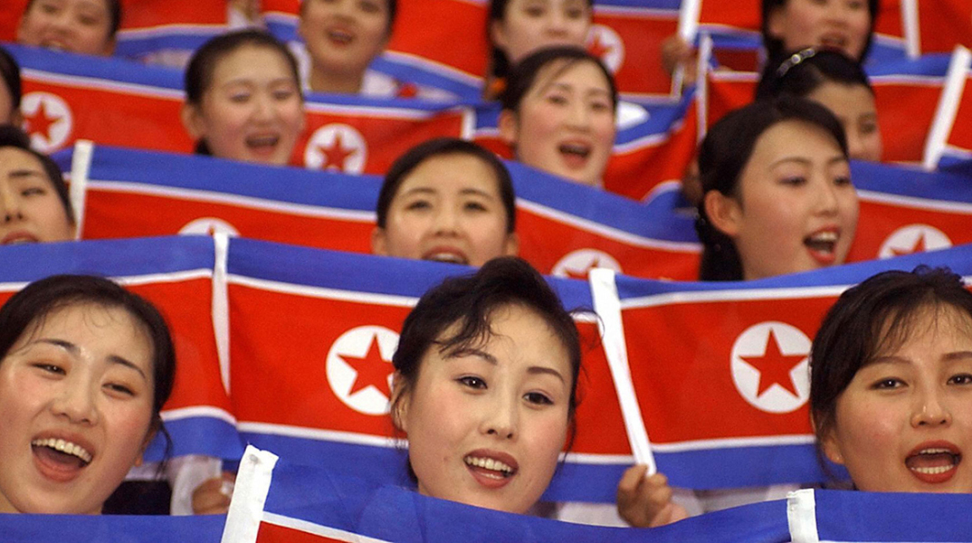 north-korea-cheerleader.jpg
