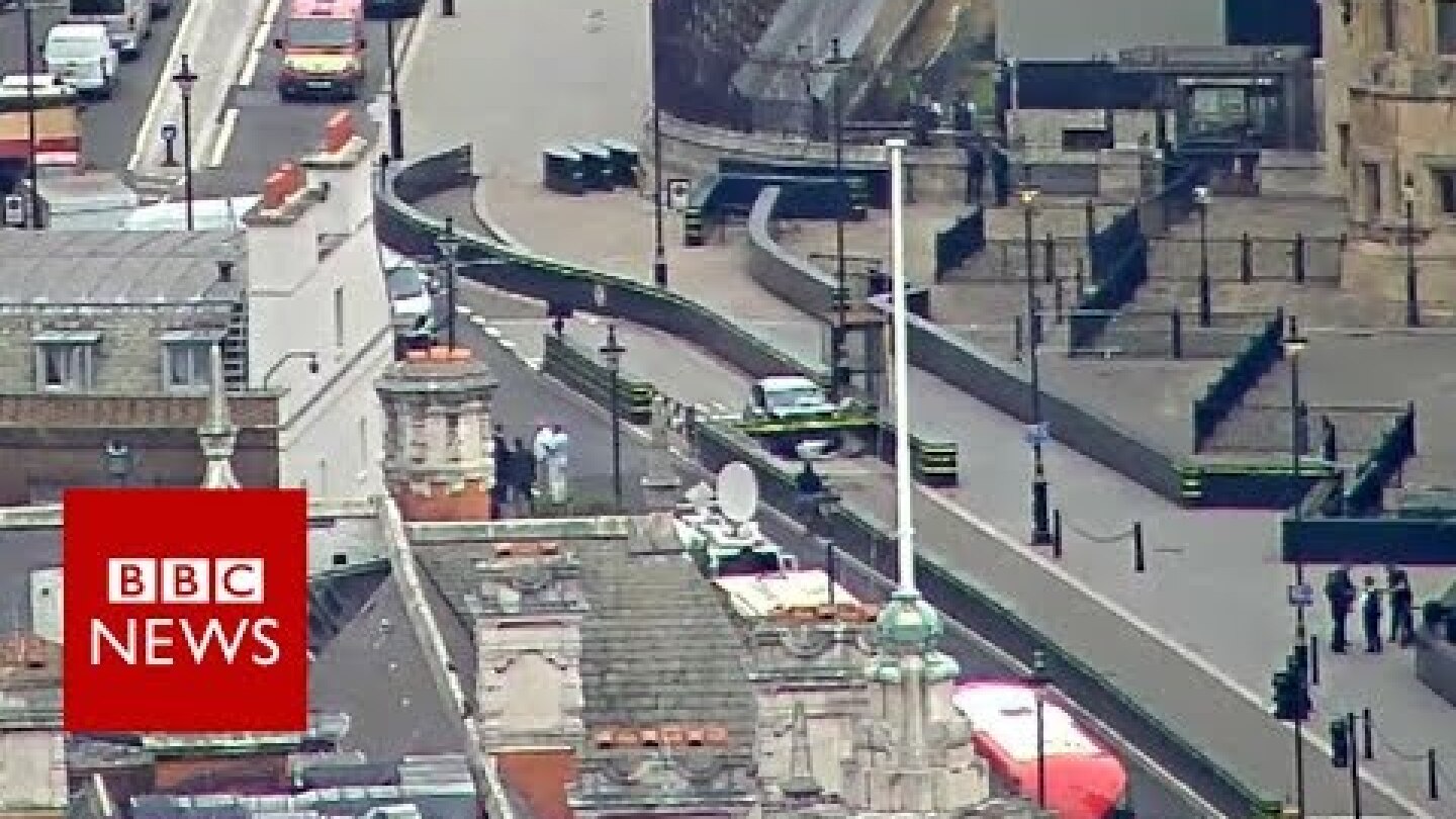 Westminster car crash: Aerial footage of the crash   - BBC News