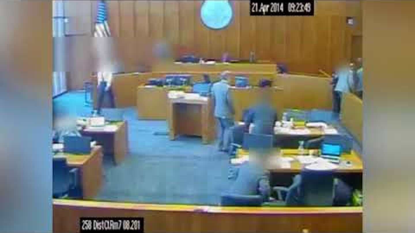 Crip Gang Member Grabs a Pen and Attacks Witness in Racketeering Trial