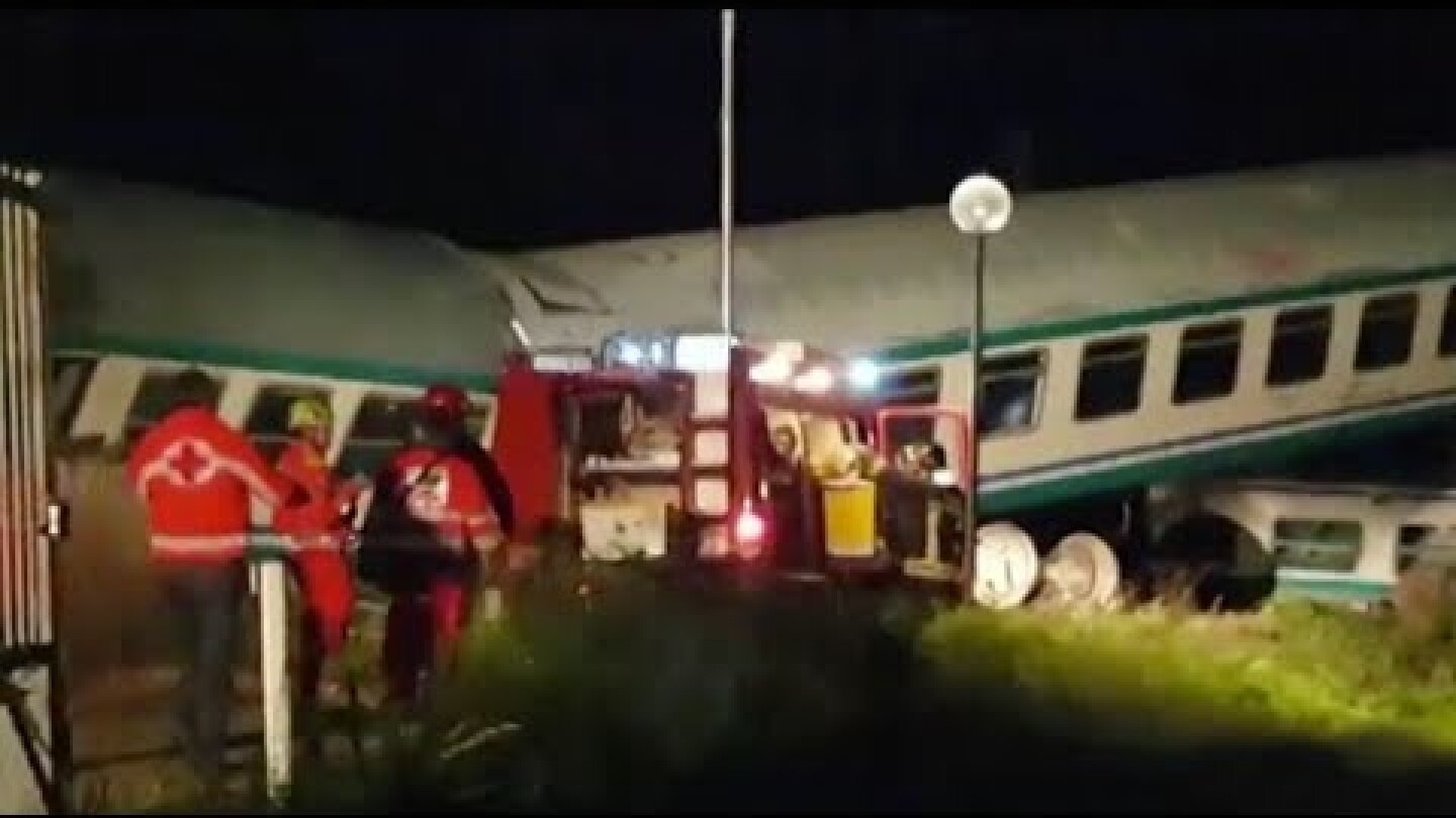 Italy train crash: at least one killed and 16 wounded
