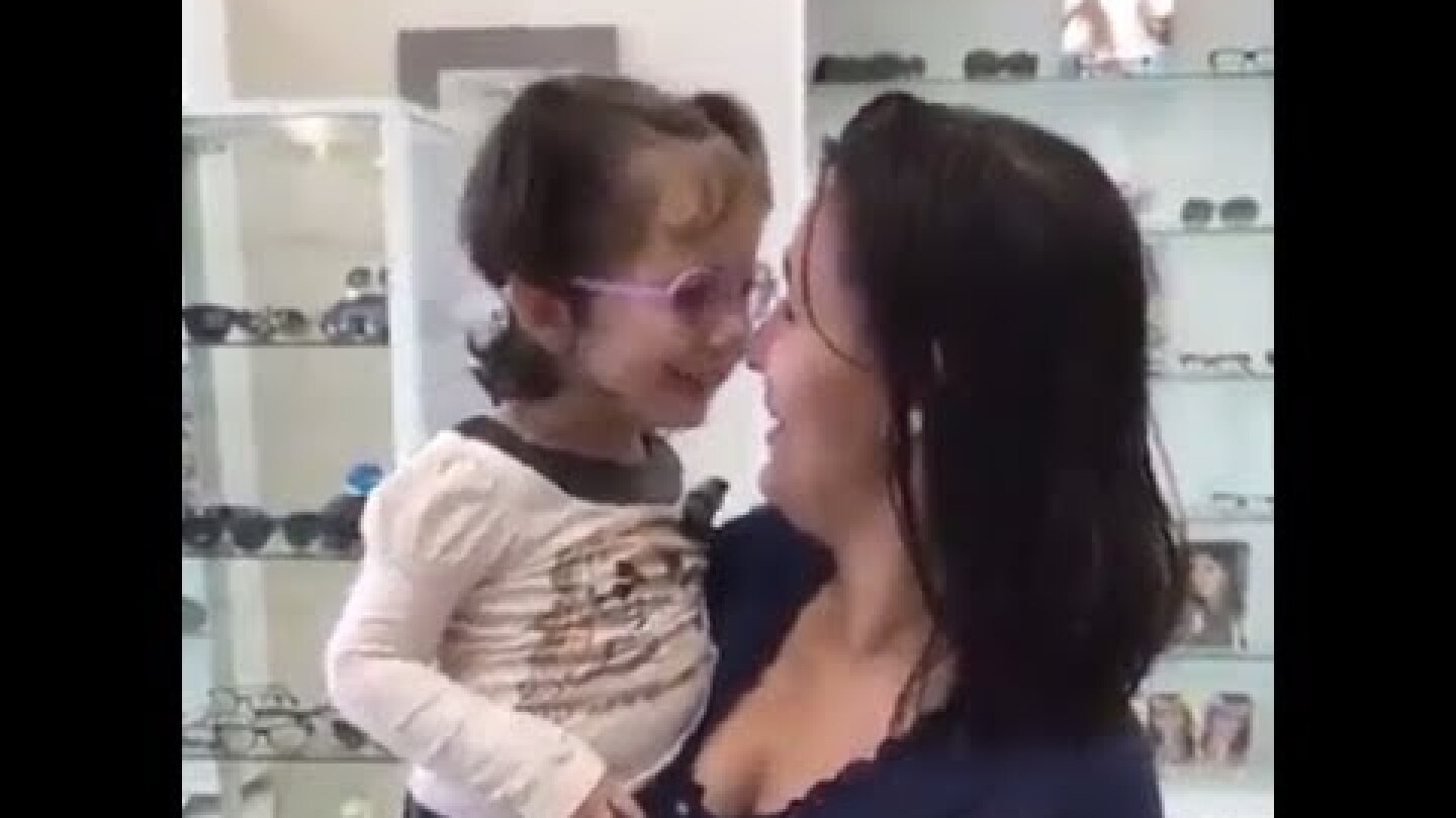 Blind girl sees her mother first time.
