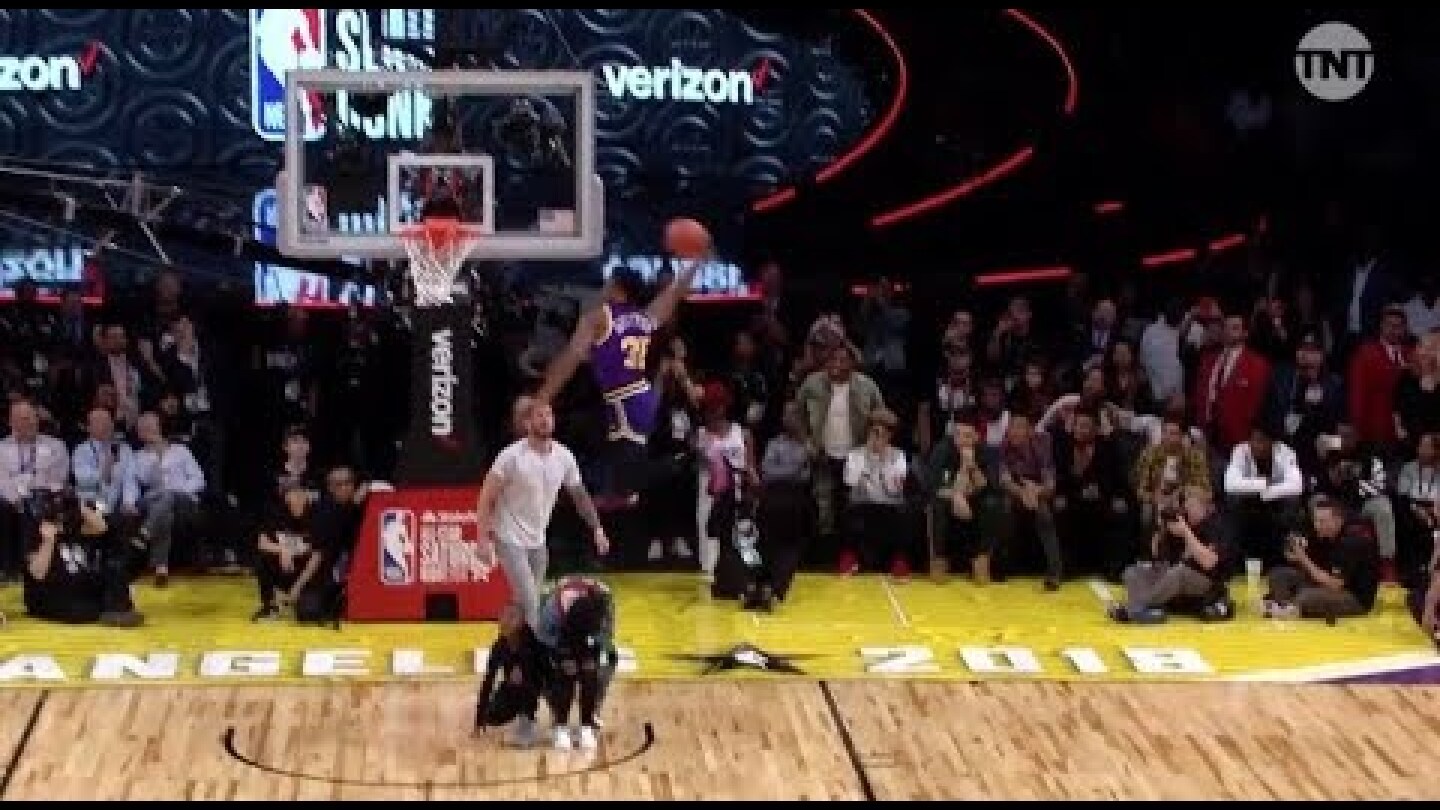 Top Dunks from NBA Slam Dunk Contest