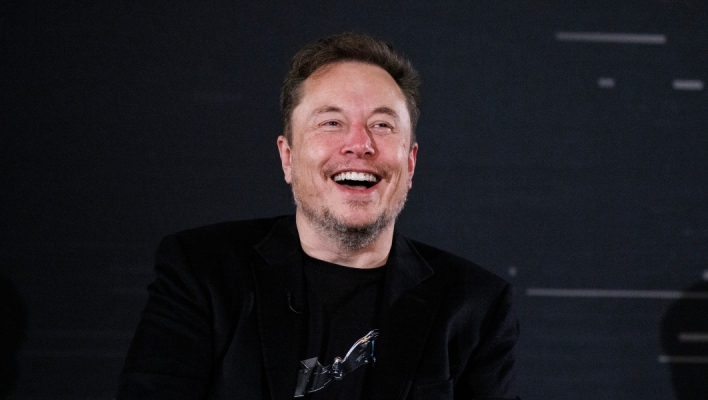 Ο Elon Musk