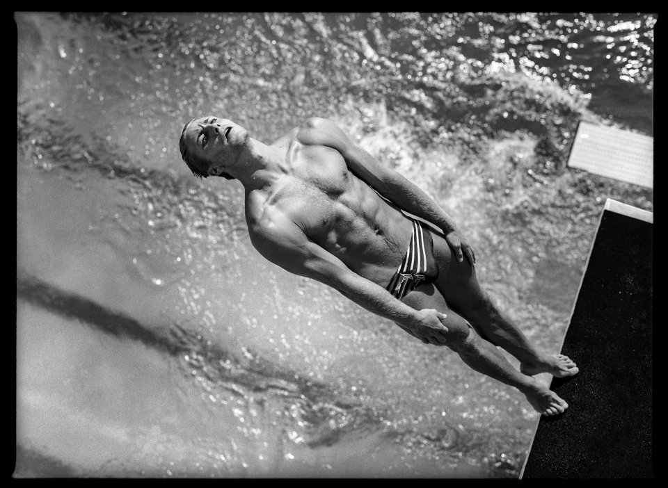 David Burnett (American, born 1946). Platform diving, Olympic previews, Fort Lau