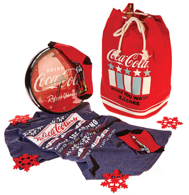COCA COLA. Mοναδικά δώρα θα βρεις στο Coca Cola Pop Up Store, που θα ανοίξει 16-31/12 στον α΄ όροφο του Athens Metro Mall