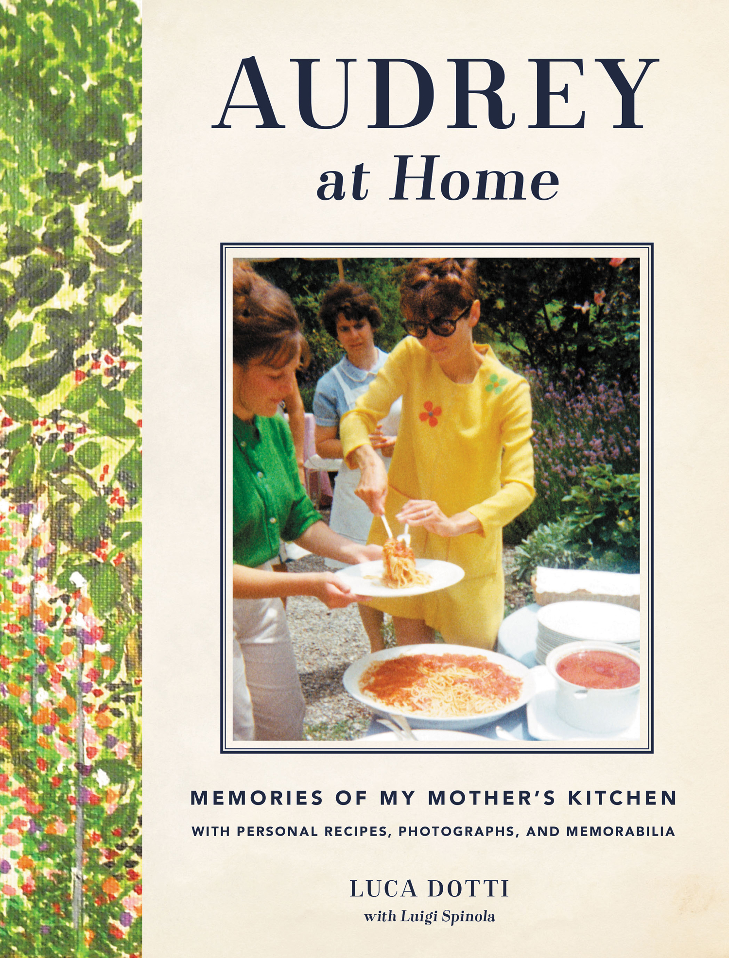 Το βιβλίο “Audrey at Home” είναι ο μυστικός της κόσμος, η ζωή της όπως τη «μάζεψε» κομμάτι-κομμάτι ο γιος της
