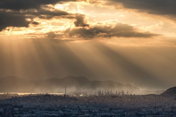 Φωτογραφίζοντας το φως της Ελλάδας, Ο Αλέξανδρος Μαραγκός μοιράζεται 20 ποιητικές εικόνες 