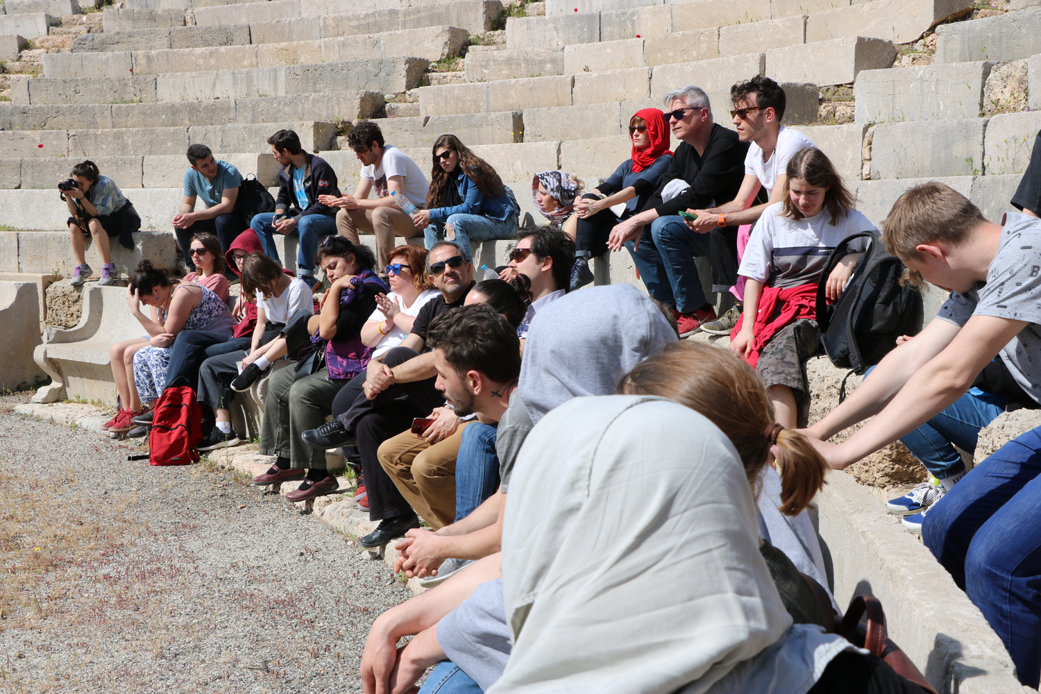 Οι ρώσοι φοιτητές της κορυφαίας δραματικής GITIS μιλούν απίθανα για την Αθήνα που γνώρισαν
