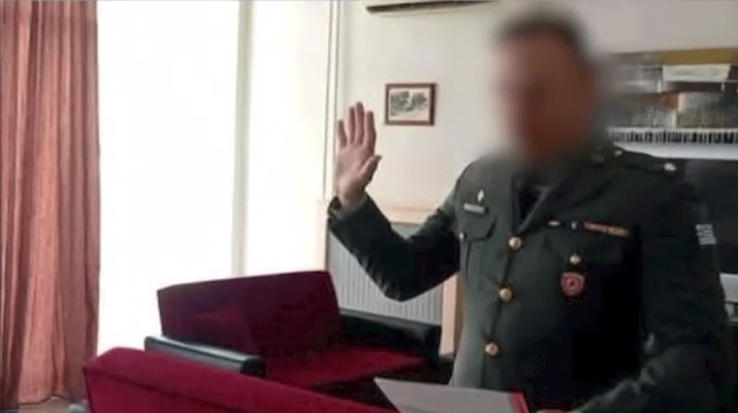 Στρατιωτικός των Ενόπλων Δυνάμεων ορκίζεται στο Δωδεκάθεο και προκαλεί συζητήσεις στα social media