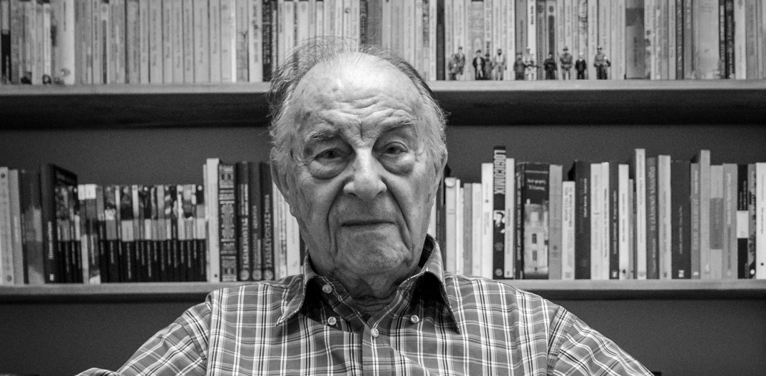 Βασίλης Παναγιώτοπουλος