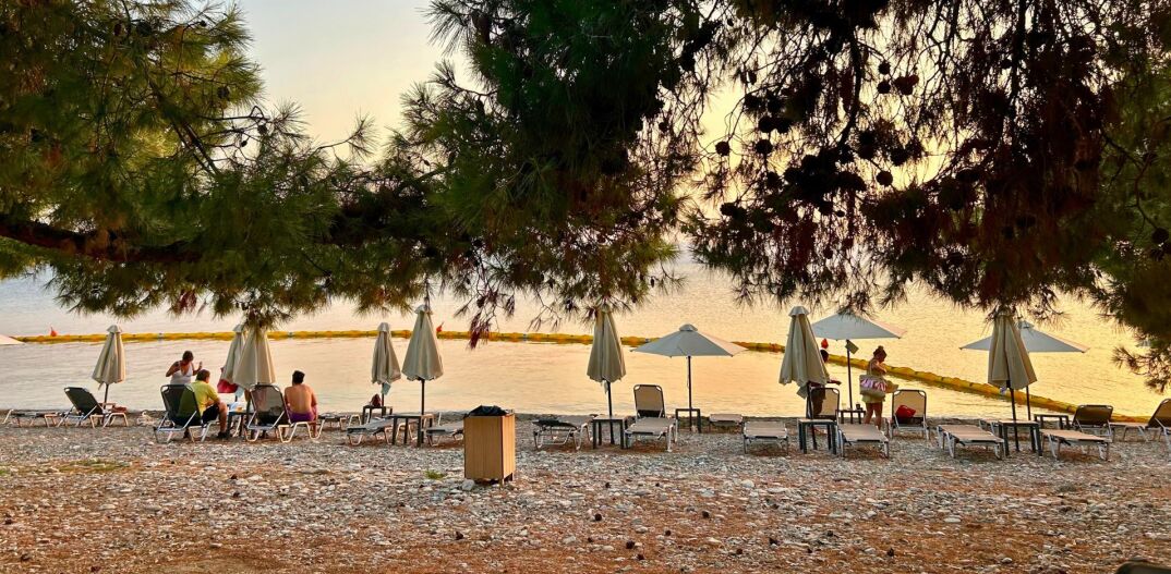 Δέκα μέρες στη Βόρεια Εύβοια, στις Ροβιές, κι ένα μάθημα για τις διακοπές