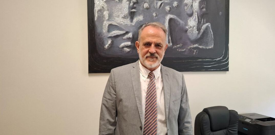 Μανώλης Πλειώνης: «Ή θα γίνουμε διαστημικό είδος ή θα εξαφανιστούμε»