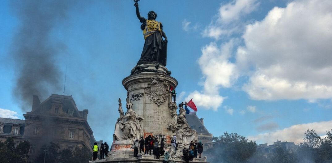 Ένας στους τρεις Ευρωπαίους ψηφίζει λαϊκιστές ή αυταρχικούς - Πού διαφέρει η Ελλάδα