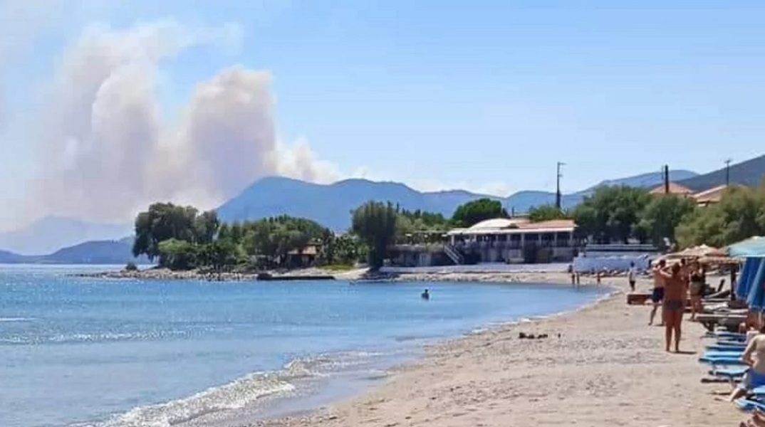 Μεγάλη φωτιά στο Παλαιοχώρι Σάμου