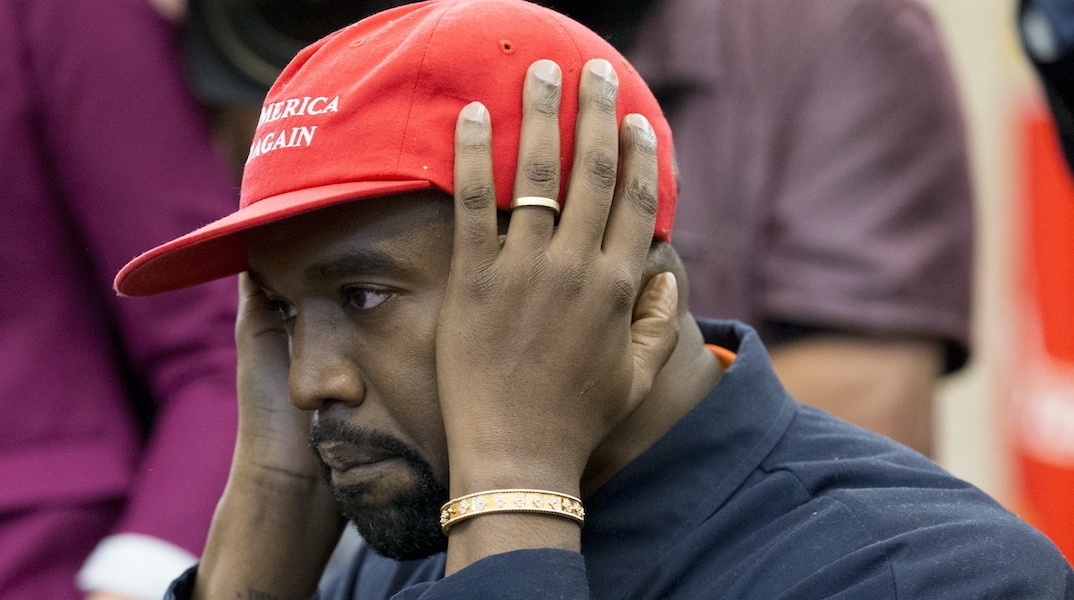 Ο Balenciaga τερμάτισε τη συνεργασία του με τον Κάνιε Γουέστ