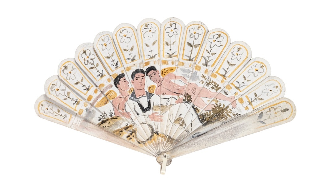 Γιάννης Τσαρούχης, Ναύτης και έρωτες,  υδατογραφία σε ξύλινη βεντάλια, 19,5 Χ 33,5 cm