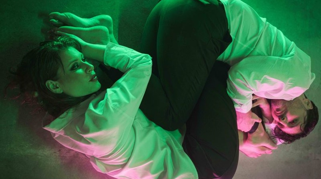 «O Eραστής» του Χάρολντ Πίντερ στο Θέατρο Μικρό Γκλόρια