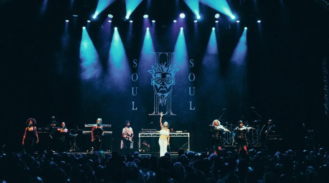 Soul II Soul © Simon Fazio