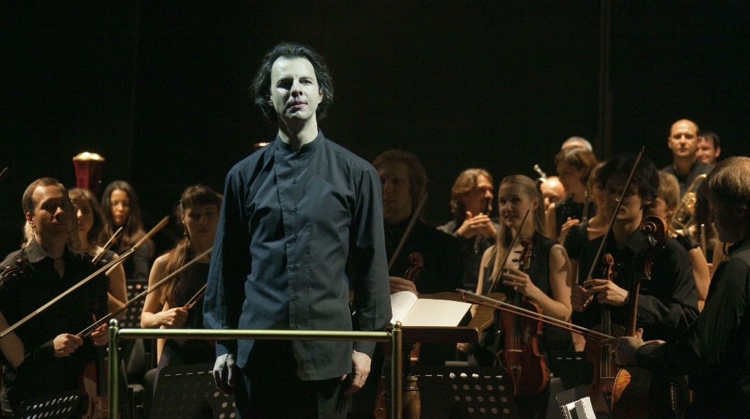 Το Φεστιβάλ της Βιέννης ακύρωσε την συμμετοχή του μαέστρου Θεόδωρου Κουρεντζή, ο οποίος δεν έχει αποστασιοποιηθεί από την ρωσική επίθεση εναντίον της Ουκρανίας	