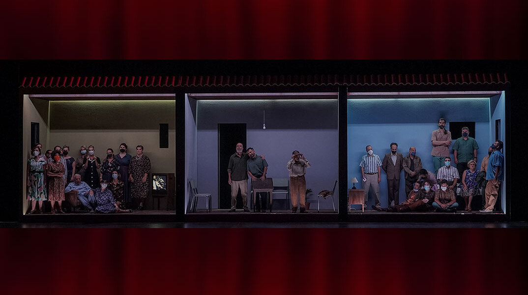 «Μέσα χώρα», η νέα όπερα του Άγγελου Τριανταφύλλου που ανεβαίνει στη ΕΛΣ σε σκηνοθεσία Νίκου Καραθάνου