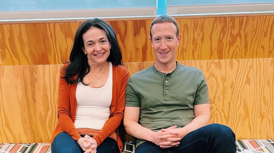 Sheryl Sandberg: Ποια είναι η εμβληματική γυναίκα της τεχνολογίας που ανακοίνωσε την αποχώρησή της από τη Meta.