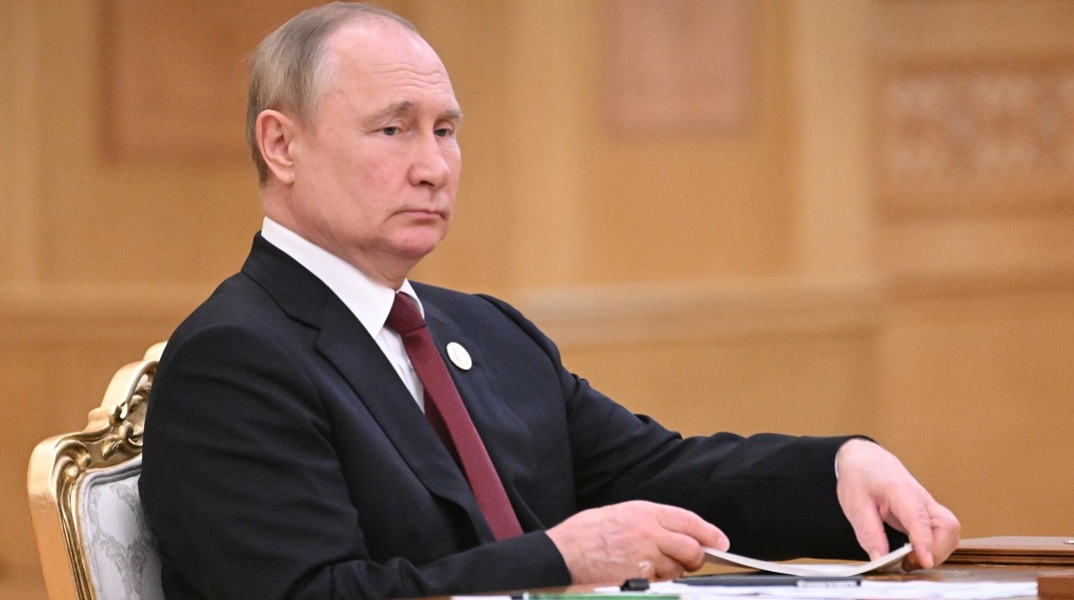 Γιατί ο Πούτιν προσφέρει τη ρωσική υποκοότητα σε όλους τους Ουκρανούς