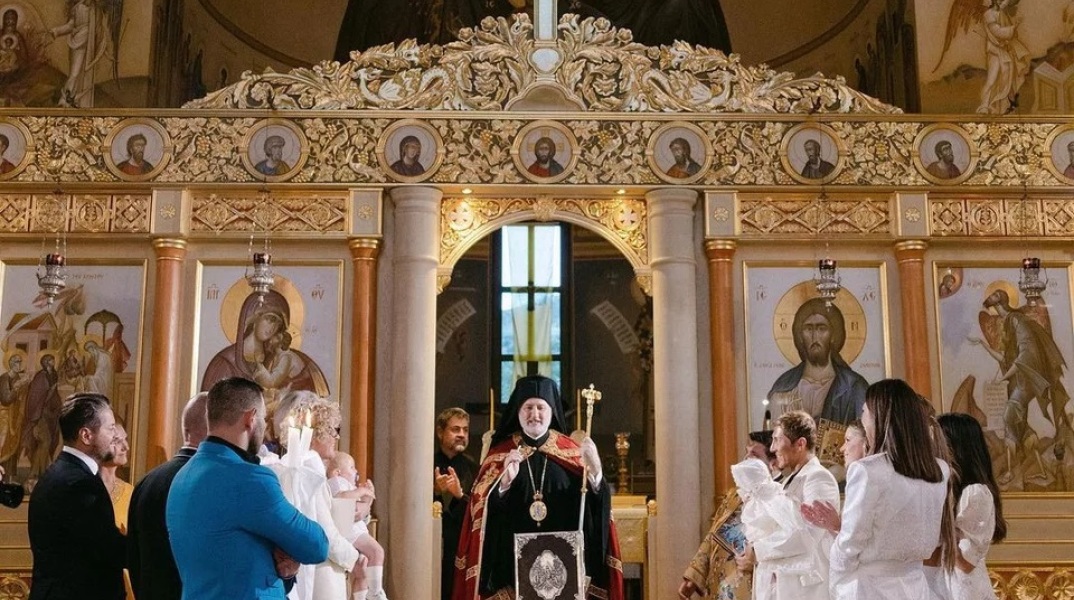 Ευάγγελος Μπούσης, Πίτερ Ντούντας βάφτισαν τα παιδιά τους -Νονά η Ευγενία Νιάρχου