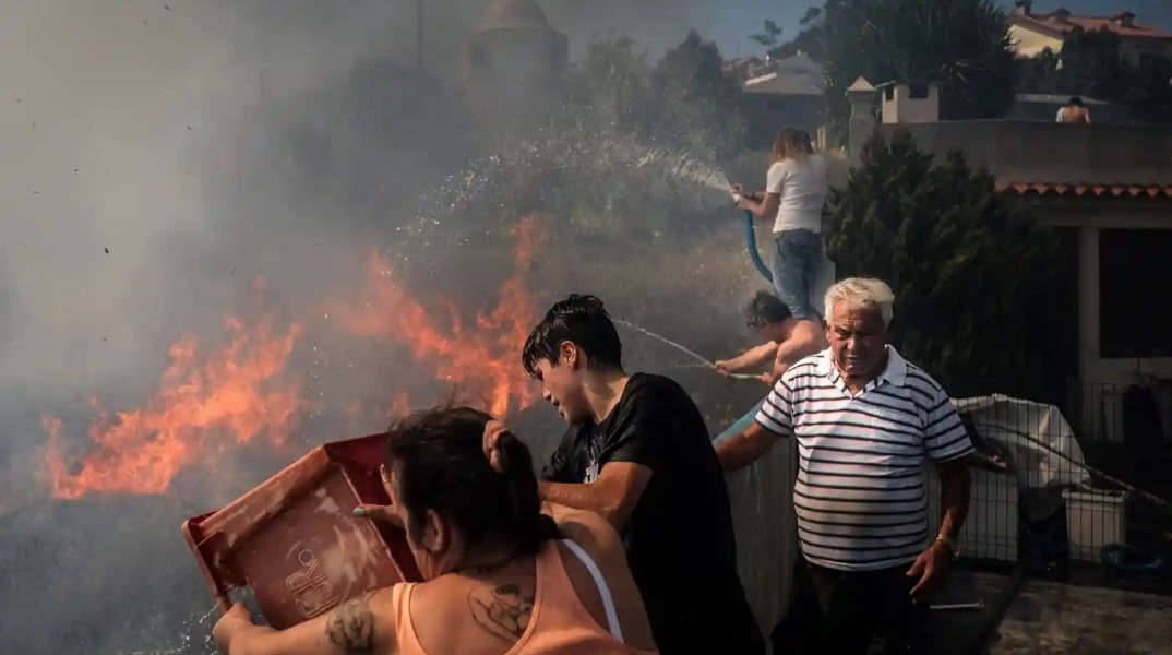 Μεγάλες δασικές πυρκαγιές σε Πορτογαλία, Ισπανία και Γαλλία, εν μέσω ακραίου καύσωνα	