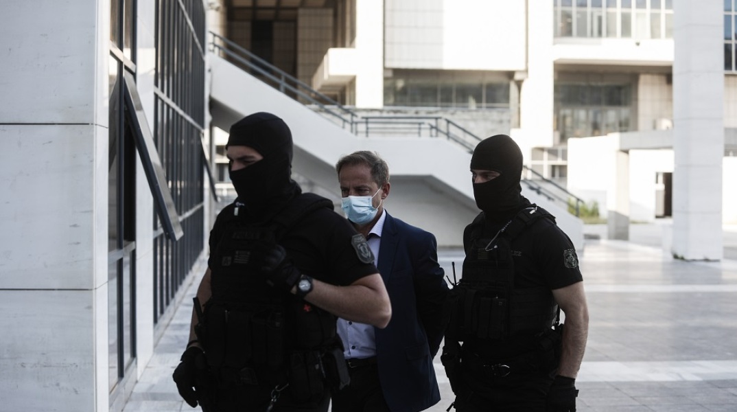 ΑΠΟΦΑΣΗ ΣΤΗΝ ΔΙΚΗ ΤΟΥ ΣΚΗΝΟΘΕΤΗ ΚΑΙ ΗΘΟΠΟΙΟΥ ΔΗΜ. ΛΙΓΝΑΔΗ ΓΙΑ ΤΟ ΑΔΙΚΗΜΑ ΤΟΥ ΒΙΑΣΜΟΥ ΚΑΤΑ ΣΥΡΡΟΗ 