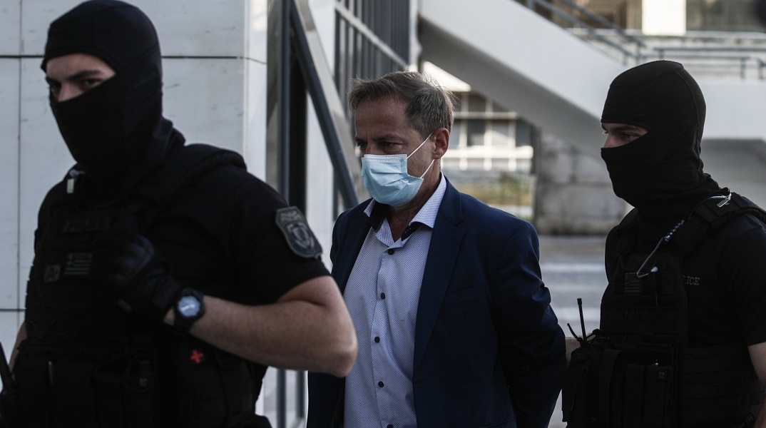 Έφεση κατέθεσε ο Λιγνάδης - Ελεύθερος μέχρι τη νέα δίκη