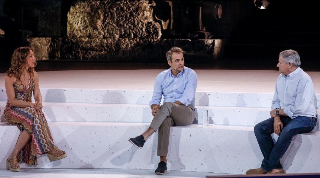 ΣΥΖΗΤΗΣΗ ΤΟΥ ΠΡΩΘΥΠΟΥΡΓΟΥ ΚΥΡΙΑΚΟΥ ΜΗΤΣΟΤΑΚΗ ΜΕ ΤΟΝ Co CEO TOY NETFLIX TED SARANDOS (ΓΙΩΡΓΟΣ ΚΟΝΤΑΡΙΝΗΣ/EUROKINISSI)