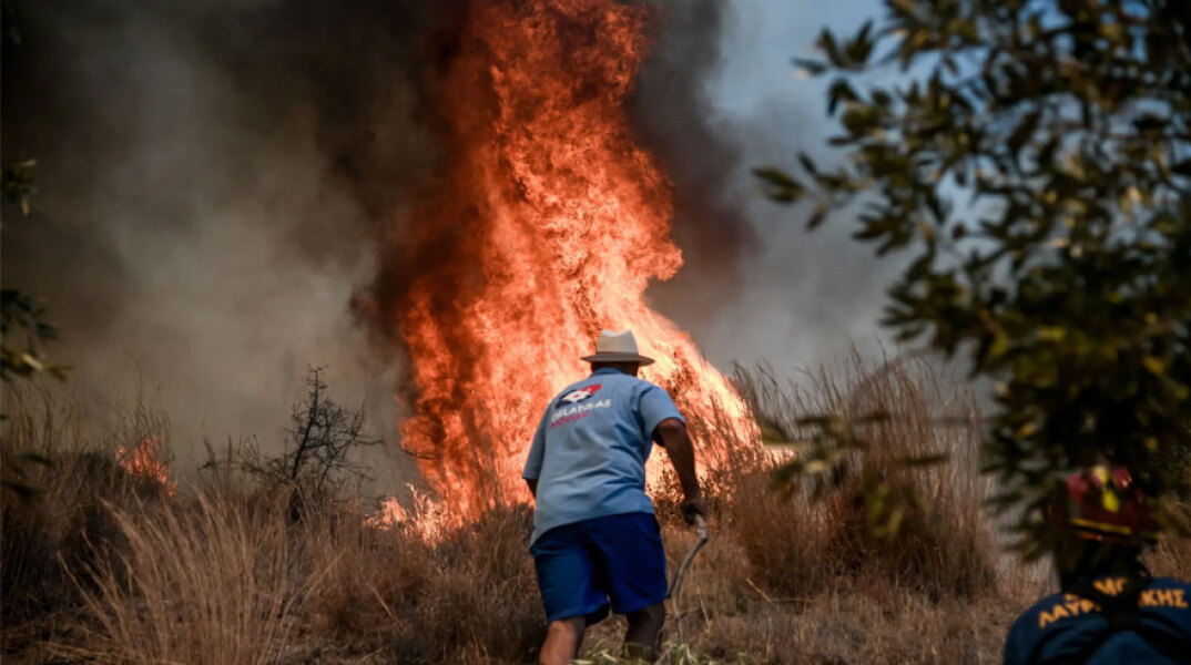 Με πυρκαγιά απειλείται σήμερα Σάββατο (16/7) η Αττική