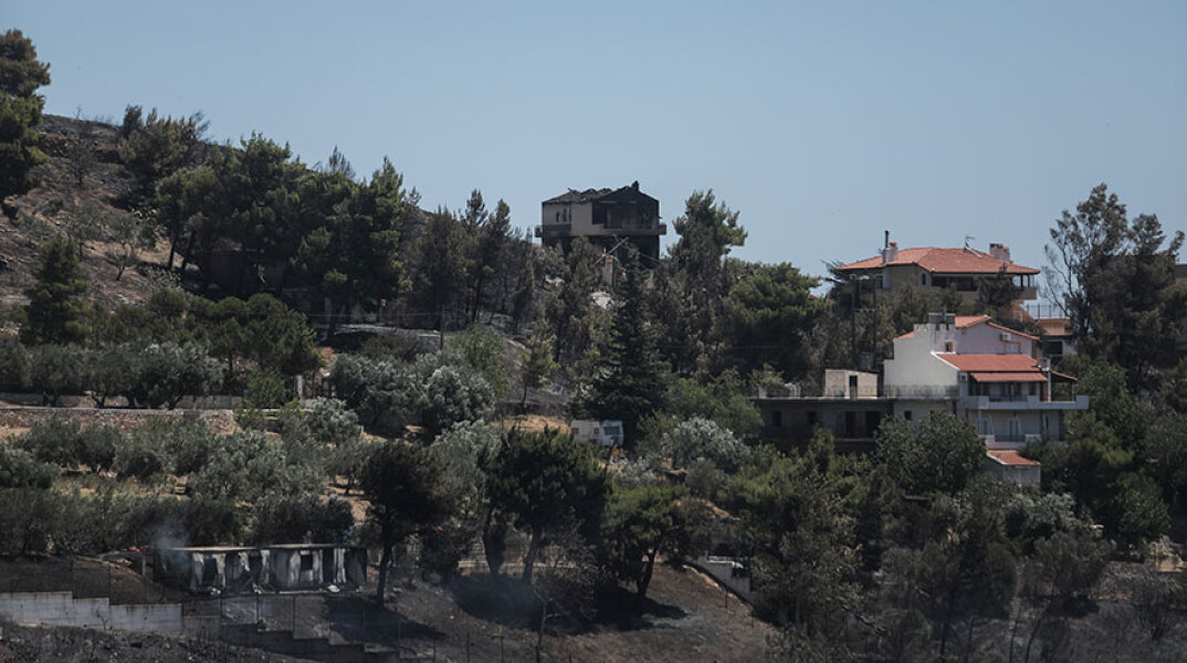 Φωτιά στην Πεντέλη