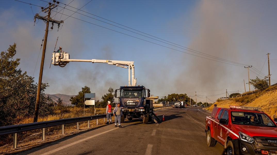 ΔΕΔΔΗΕ: Αποκαταστάθηκε το μεγαλύτερο μέρος των ζημιών στα Μέγαρα