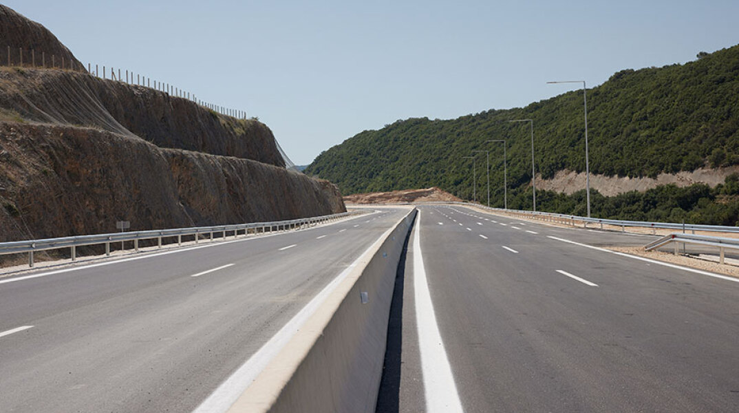 Η παράκαμψη της Αμφιλοχίας μειώνει τον χρόνο μετάβασης από Αθήνα σε Λευκάδα και Πρέβεζα