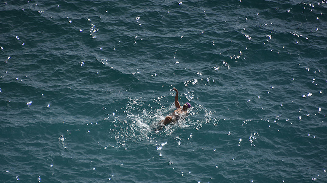 Κολύμπι στη θάλασσα