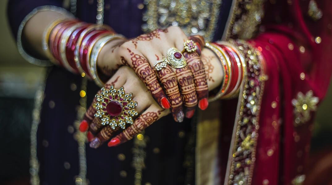 Δείξε μου το δαχτυλίδι σου, να σου πω ποιος είσαι