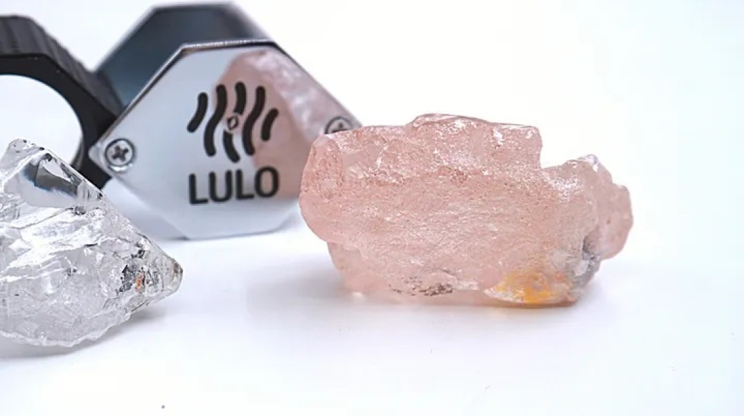 Σπάνιο ροζ διαμάντι βρέθηκε στην Ανγκόλα – Το μεγαλύτερο των τελευταίων 300 χρόνων
