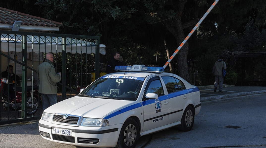 Νεκρός άνδρας στη Λαχαναγορά του Ρέντη – Ήταν δεμένος σε φορτηγό