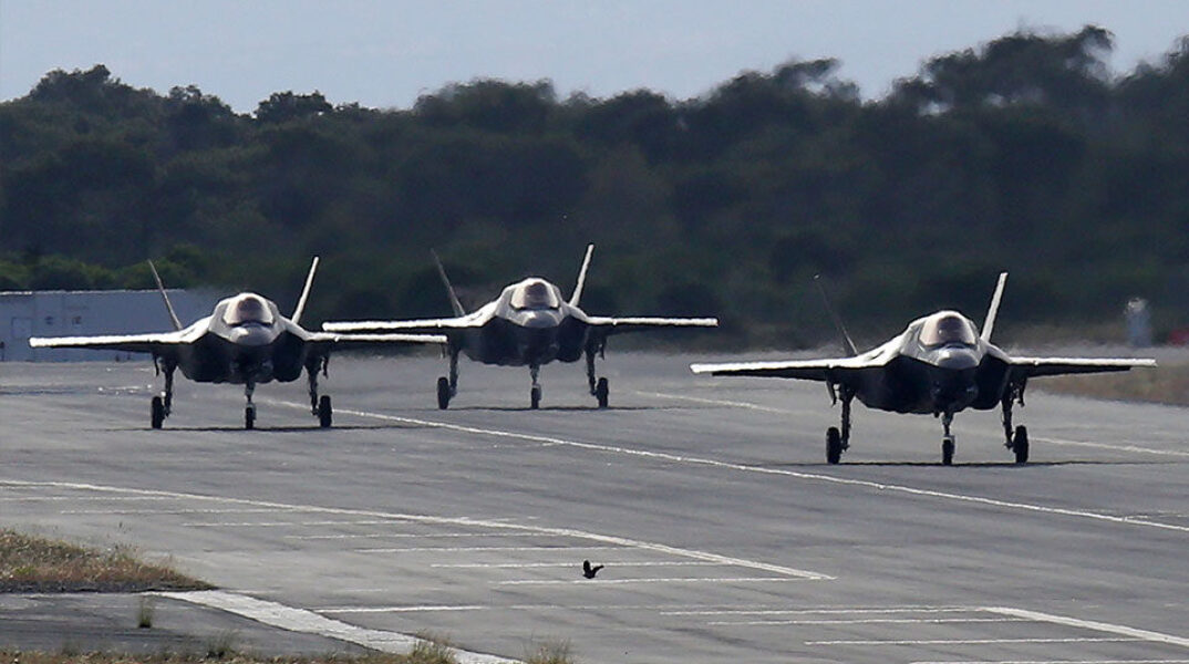 ΗΠΑ: Καθηλώνουν προσωρινά τον στόλο των F-35