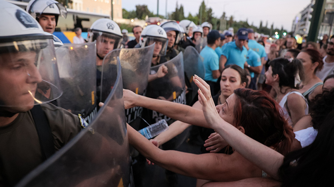 Πορεία στο Σύνταγμα για τις γυναικοκτονίες