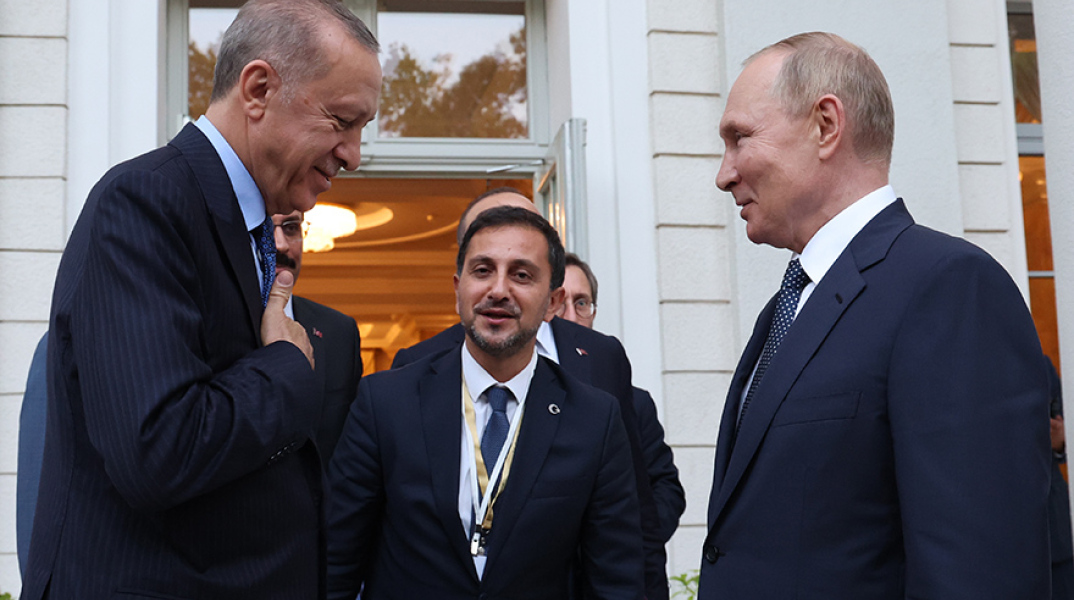 Ο Ρετζέπ Ταγίπ Ερντογάν και ο Βλαντιμίρ Πούτιν