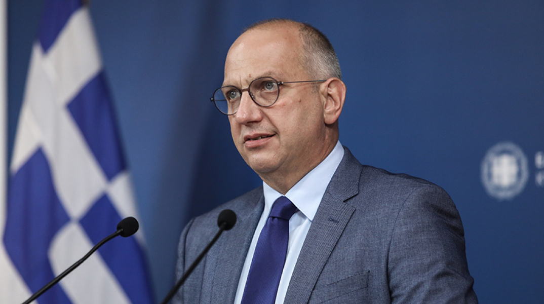 Ο κυβερνητικός εκπρόσωπος Γιάννης Οικονόμου