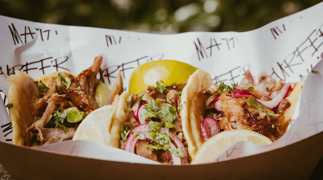 Tacros από το Surfer Maya