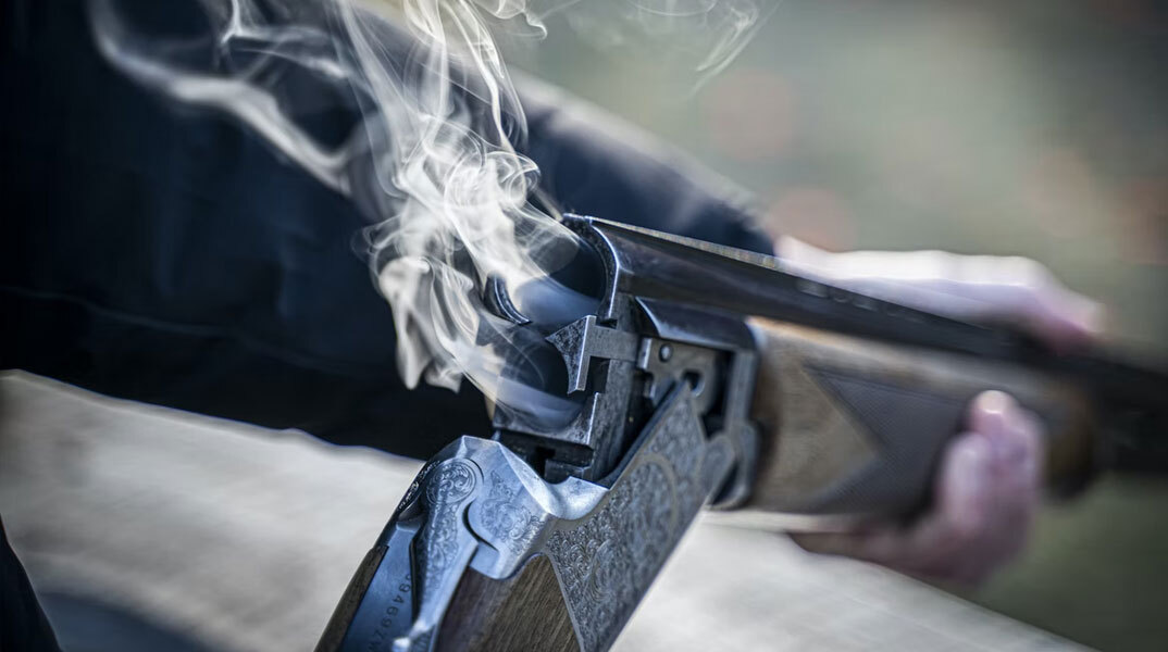 Άνδρας έχει πυροβολήσει με καραμπίνα
