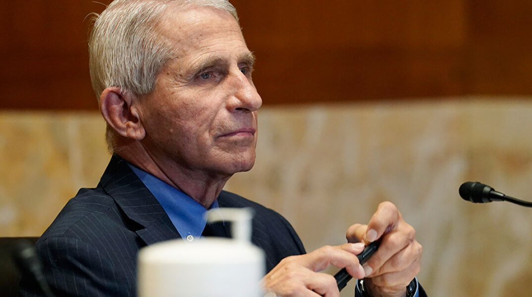 Άντονι Φάουτσι: Συνταξιοδοτείται στο τέλος της θητείας του Τζο Μπάιντεν