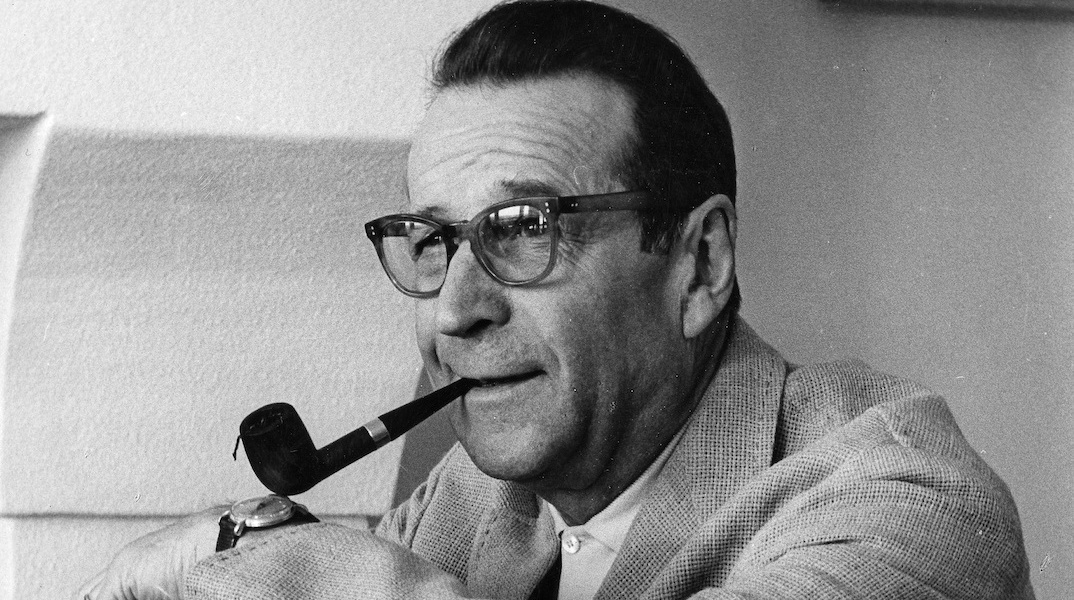Ο συγγραφέας Georges Simenon