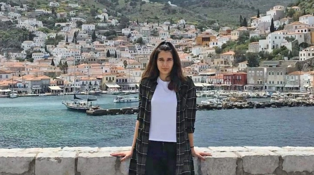 Θάνατος ναυτικής δοκίμου: «Στην αρχή μας είπαν για εξάνθημα στο πόδι και λίγο πυρετό» λέει ο αδερφός της